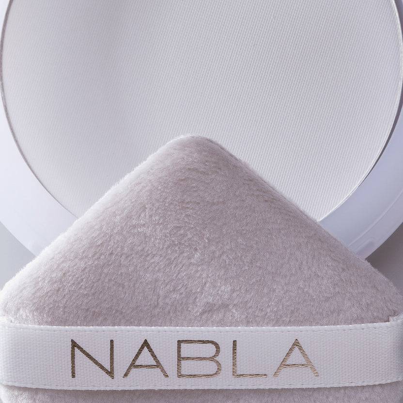 NABLA Cosmetics Close-up Blotting Pressed Powder (15g) Auslauf