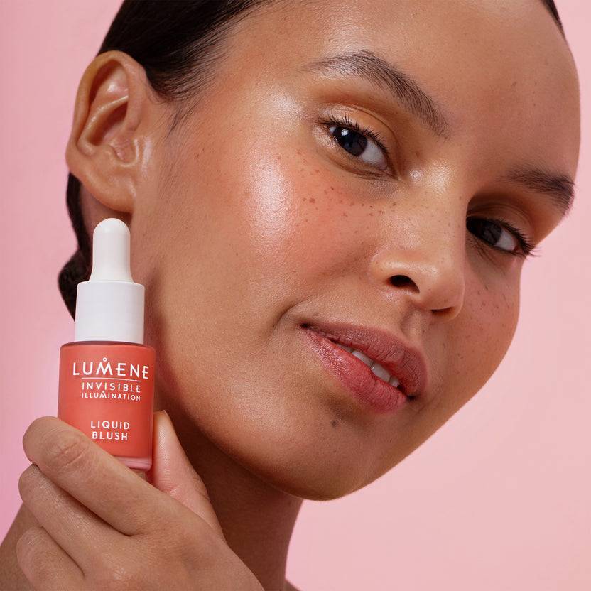 Lumene INVISIBLE ILLUMINATION Liquid Blush (15ml) Kostenloser Versand