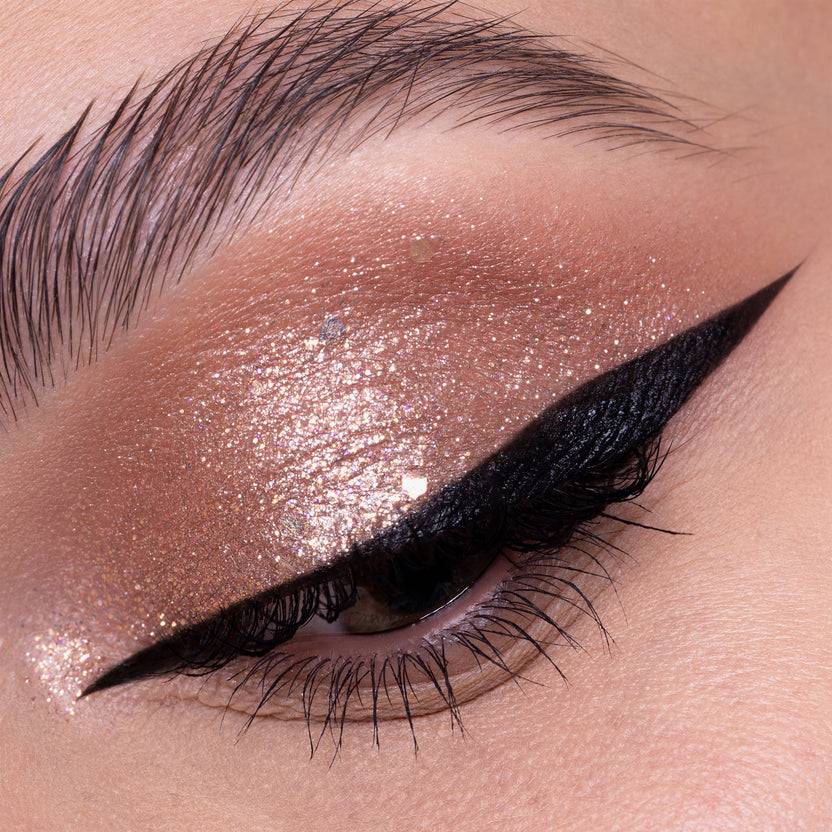 NABLA Cosmetics Bombay Black Waterproof Eye Pencil (1.12g) Kauf eins, bekomm eins gratis