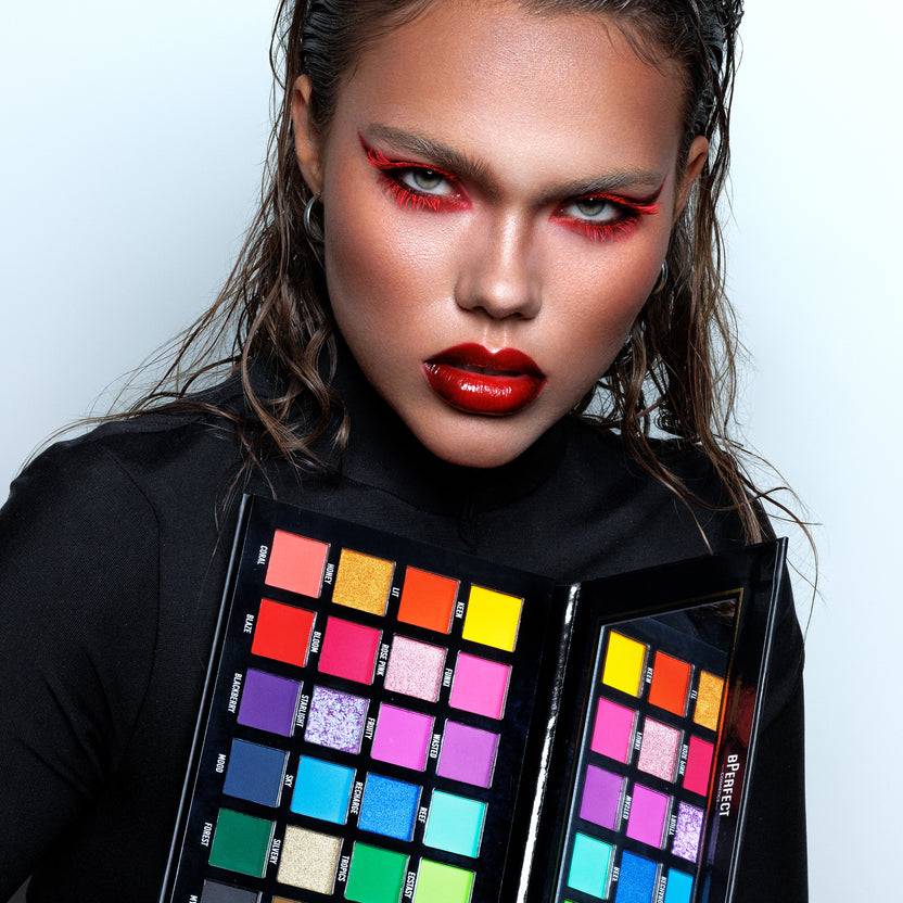 BPerfect Cosmetics BPerfect x Stacey Marie Carnival All Stars Palette (36g) Speichern exportieren