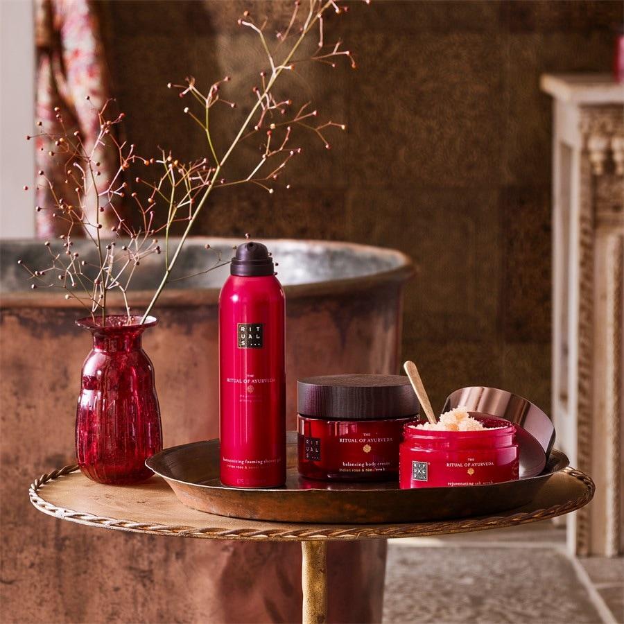 The Ritual Of Ayurveda Foaming Shower Gel von RITUALS Muttertagsangebot