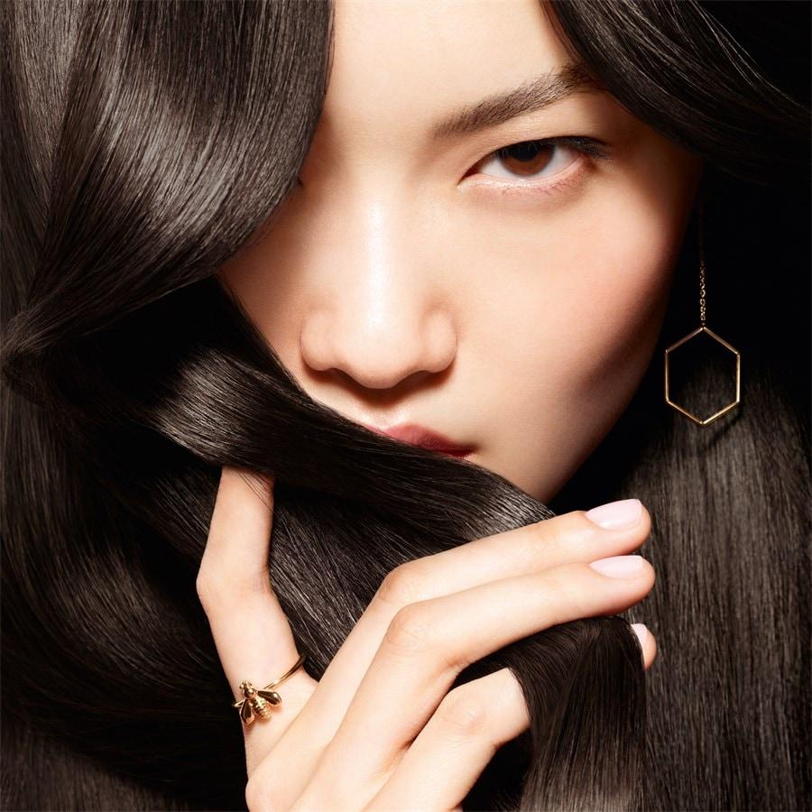 Abeille Royale Scalp & Hair Care Brush von GUERLAIN Black Friday Preise