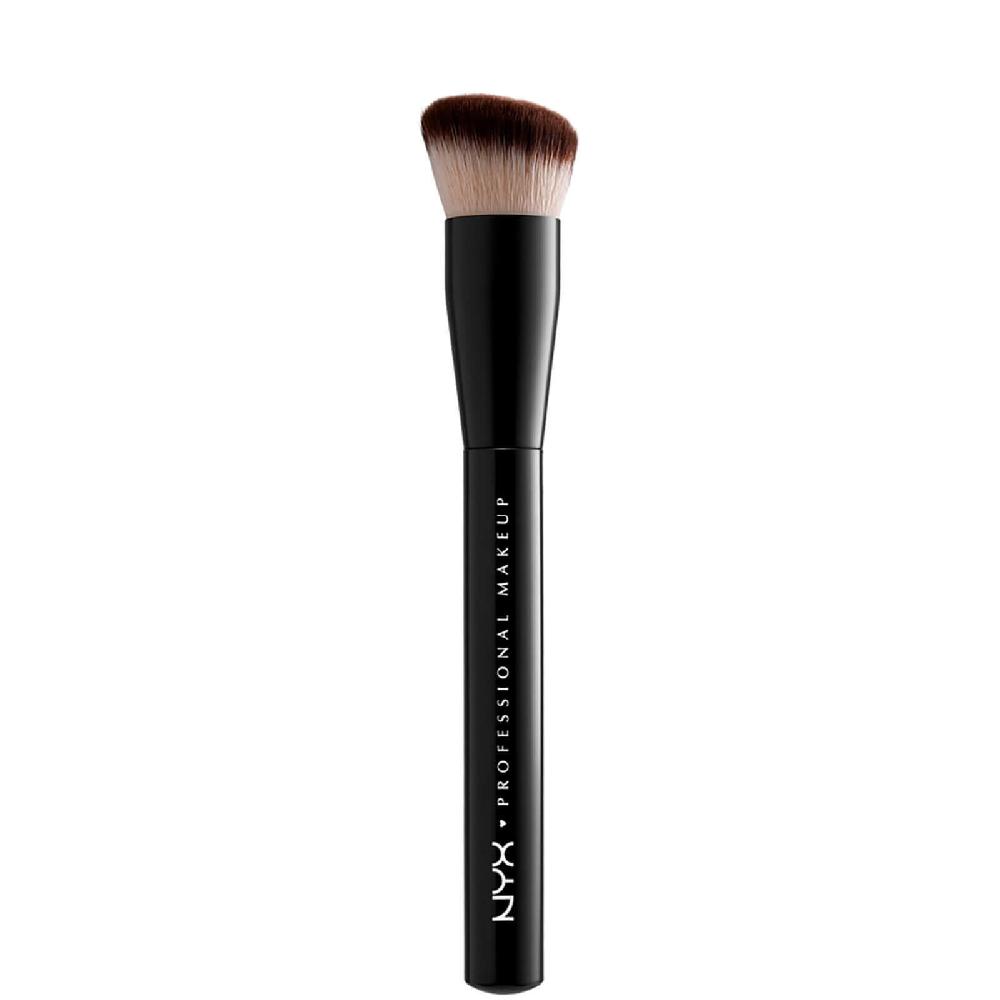 lookfantastic NYX Professional Makeup Can't Stop Won't Stop Foundationpinsel