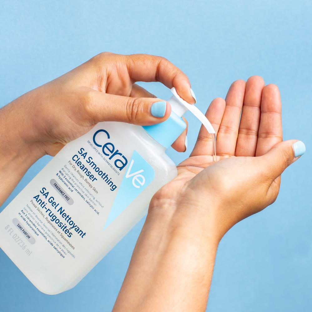 lookfantastic CeraVe SA Glättende Reinigungsmilch mit Salicylsäure für Trockene Raue und Unebene Haut 236 ml Flash Sale