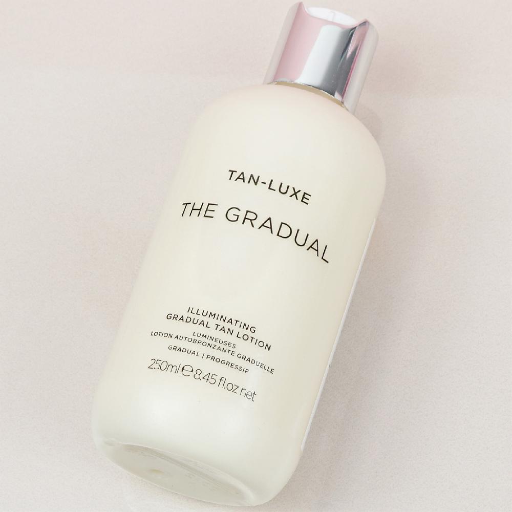 lookfantastic Tan-Luxe The Gradual Aufhellende Bräunungslotion 250 ml Bestseller
