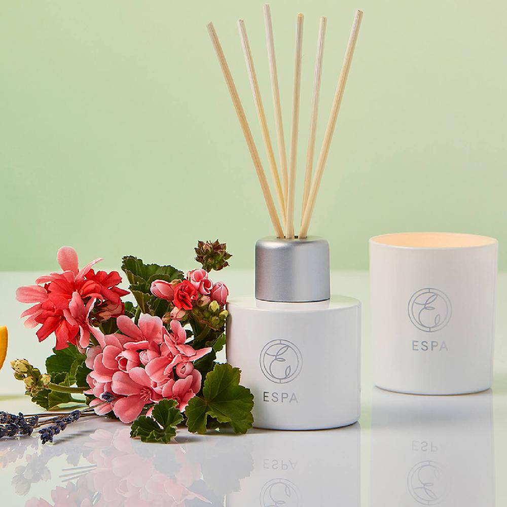 lookfantastic ESPA Restorative Candle 200g Exklusive Angebote