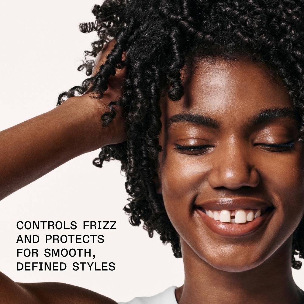 lookfantastic Olaplex No. 6 Bond Smoother Frizz Control Styling-Haarcreme 100 ml Super Sparpreis