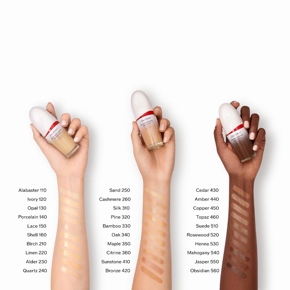 lookfantastic Shiseido Revitalessence Glow Foundation 30 ml (Verschiedene Farbtöne) Räumungsverkauf