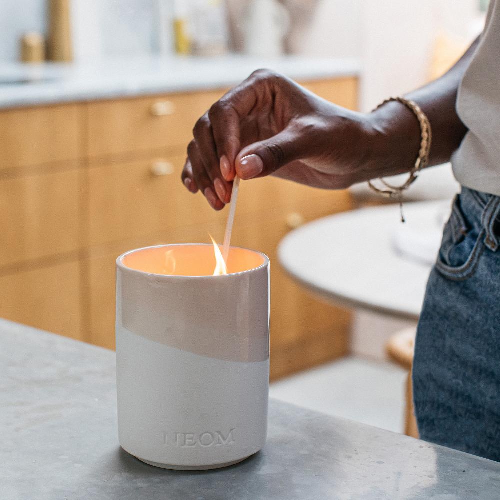 lookfantastic NEOM Grapefruit Mandarine und Eukalyptus Duftkerze 320 g Super Rabatt