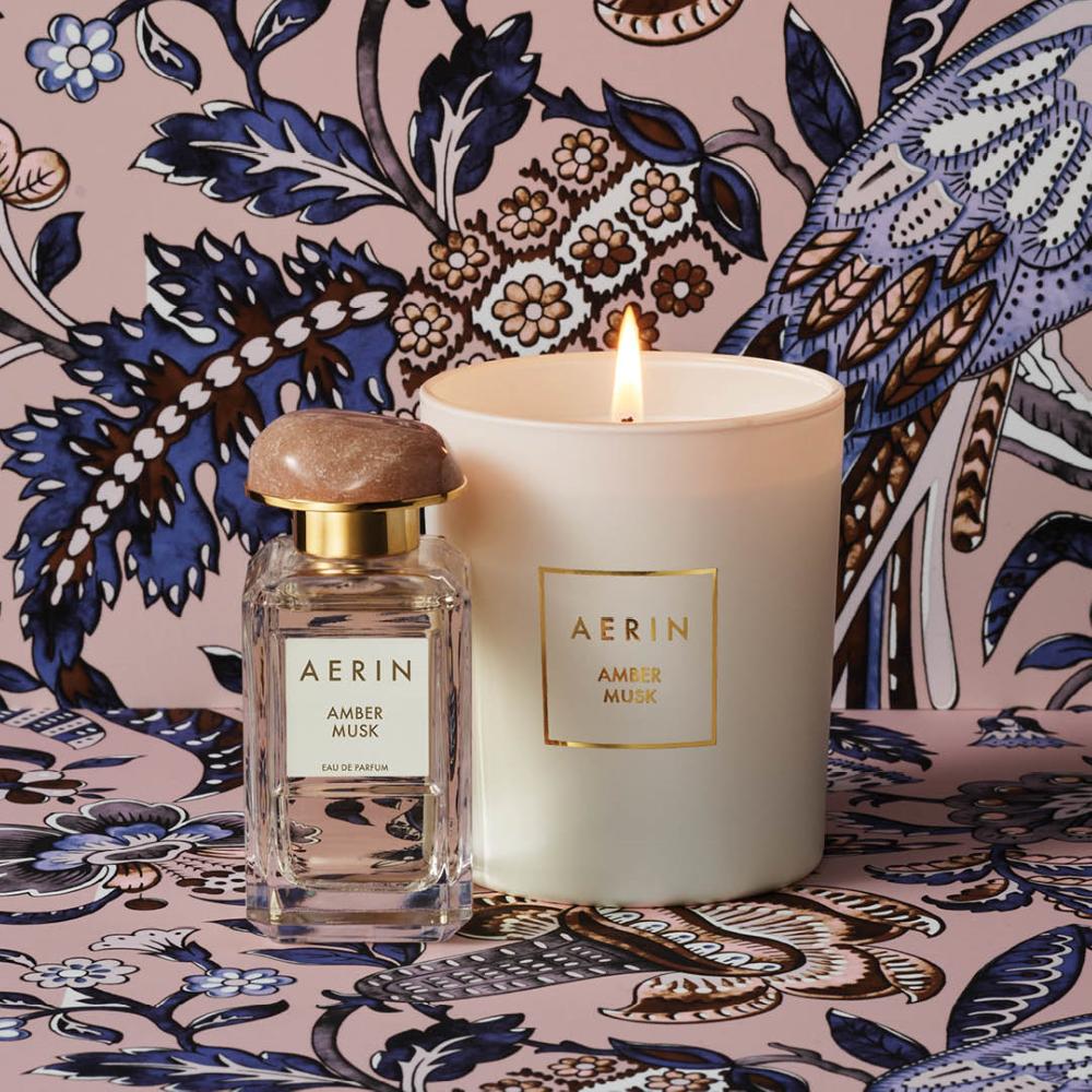 lookfantastic AERIN Bernstein-Moschus-Kerze Outlet