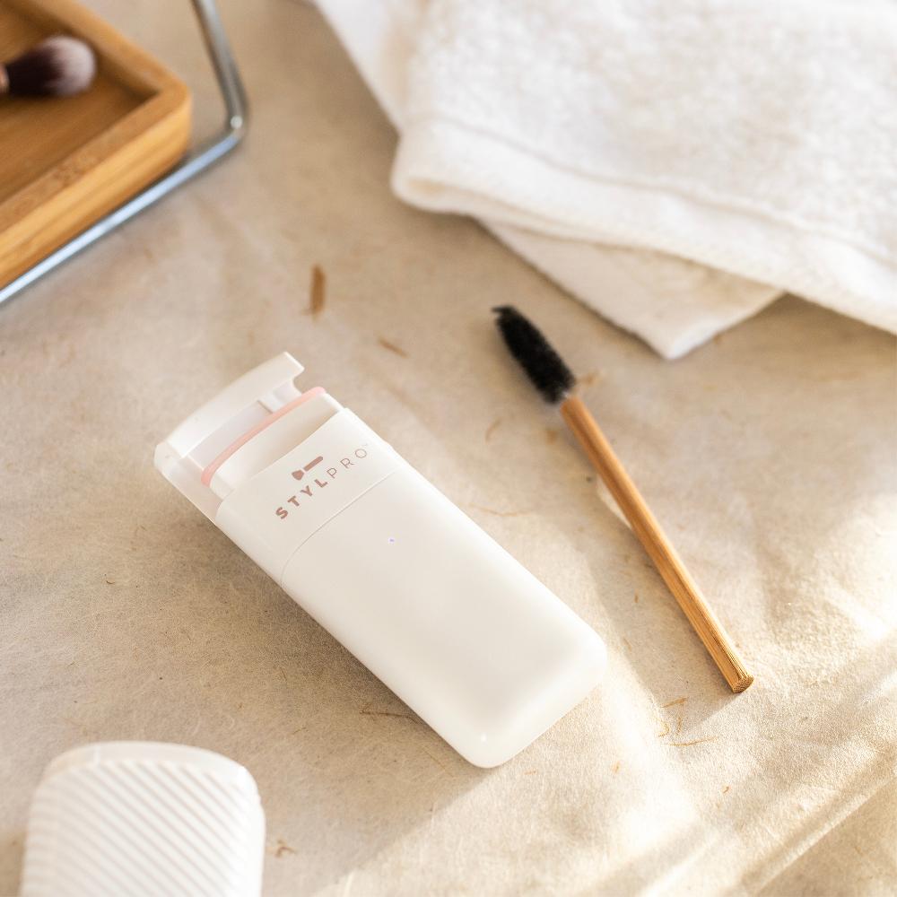 lookfantastic StylPro Beheizte Wimpernzange Flash Sale